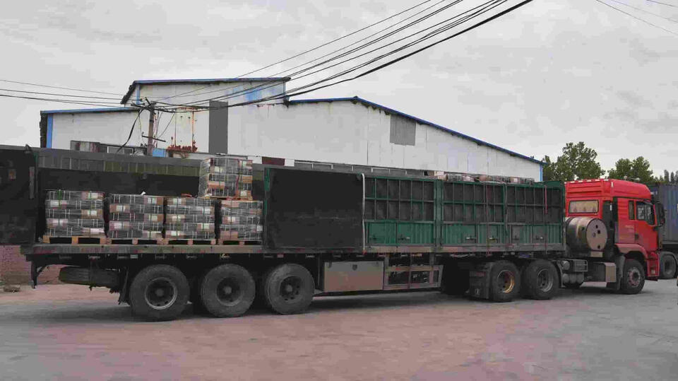Container loading and safe palletizing for global gym equipment export